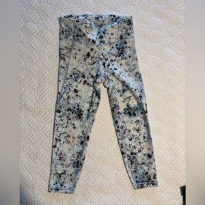 GAP Fit Floral Print Crop Leggings - Blue print